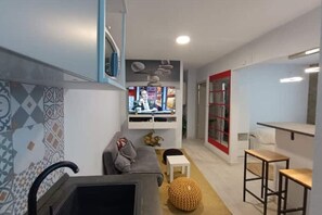 Living area - Bagnol Chill - Your cosy cocoon 30 min from Avignon (4 pers.) (Bagnols-sur-Cèze)