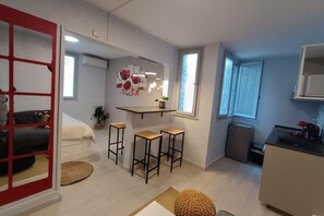 Interior - Bagnol Chill - Your cosy cocoon 30 min from Avignon (4 pers.) (Bagnols-sur-Cèze)
