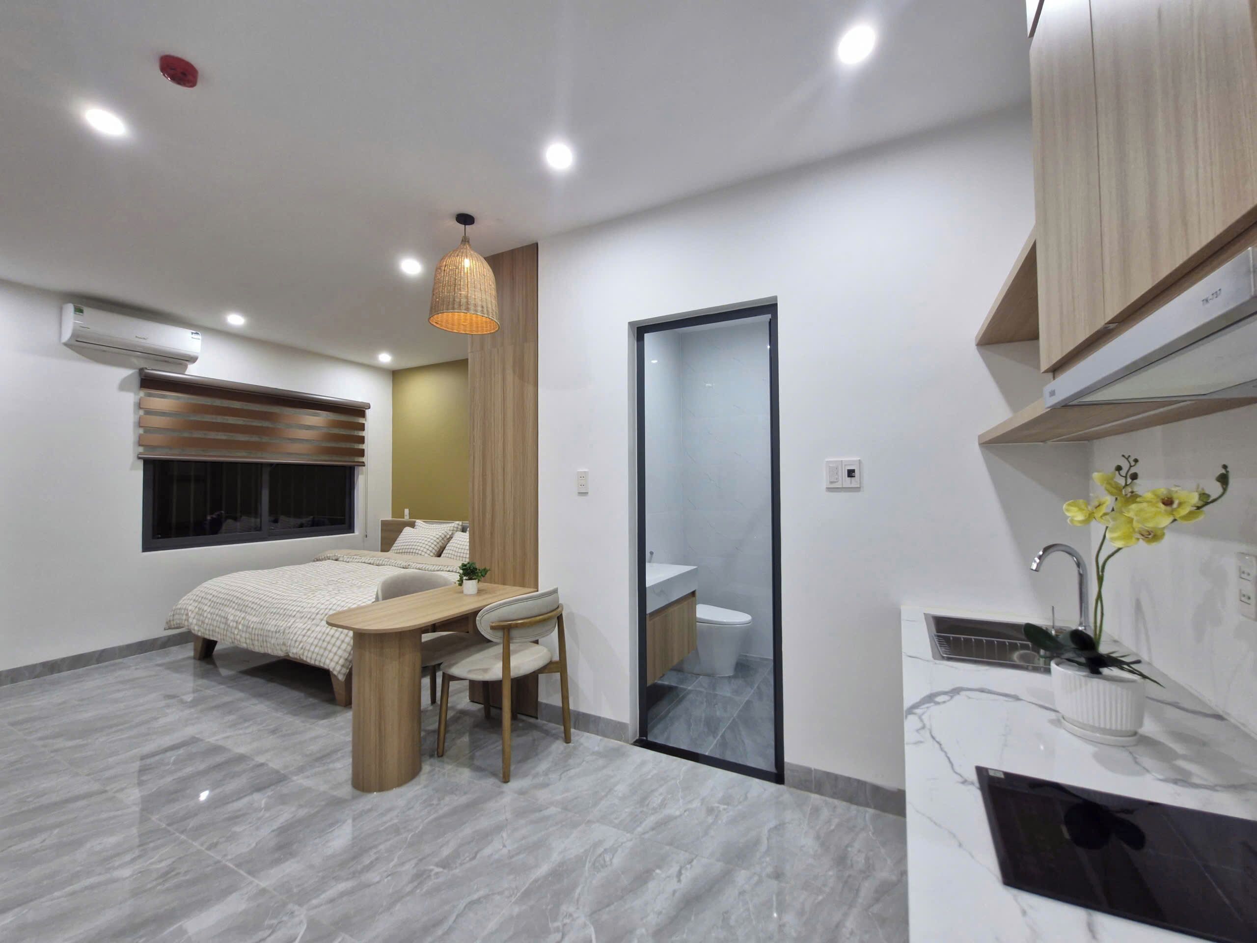 免费洗浴用品、吹风机、拖鞋、毛巾