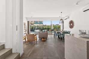 Interior - Azure Leda Villa - Jacuzzi / Heated Pool (Protaras)