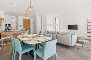 Dining - Azure Leda Villa - Jacuzzi / Heated Pool (Protaras)