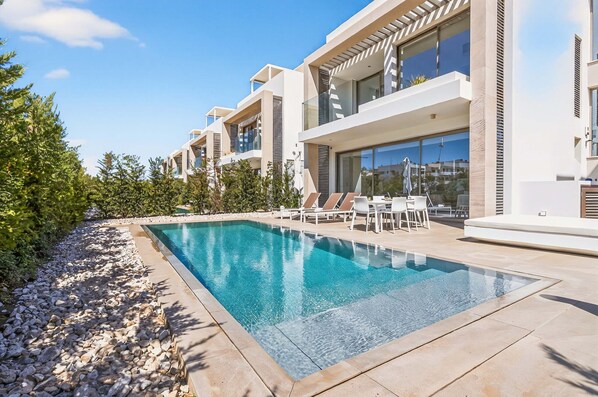 Pool - Azure Leda Villa - Jacuzzi / Heated Pool (Protaras)