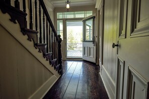 Interior - Country house, Kamouraska, Lower St. Lawrence, near St. Lawrence River (Saint-André-de-Kamouraska)