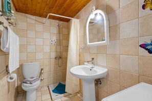 Doccia, asciugacapelli, asciugamani