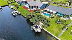Exterior - Summer Getaway (Gulf-access retreat) (Cape Coral)