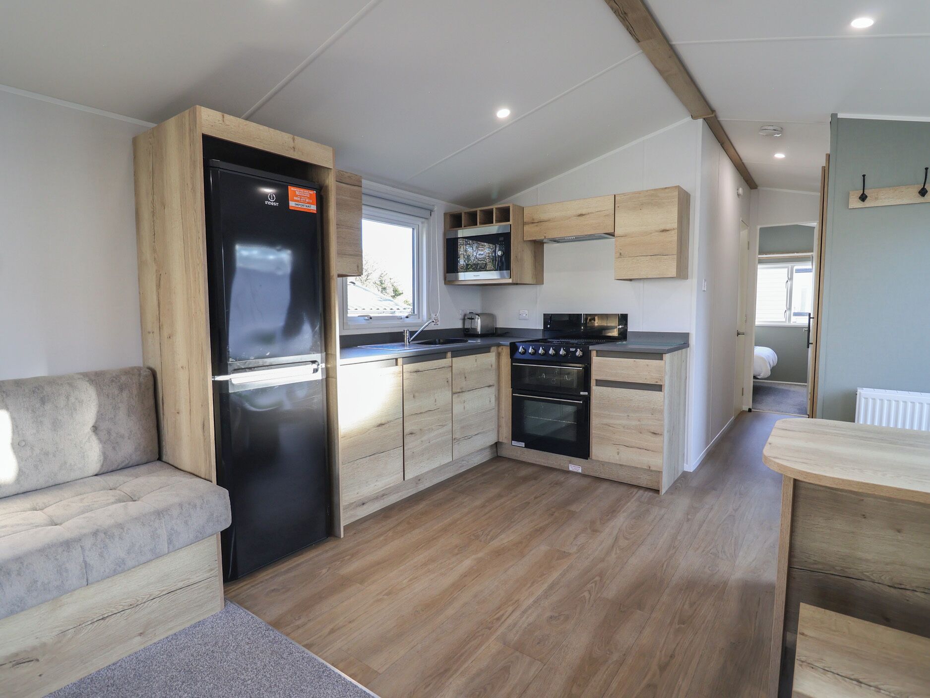 Batterie de cuisine, vaisselle et ustensiles