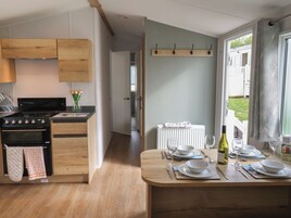 Cottage | Private kitchen | Cookware/dishes/utensils