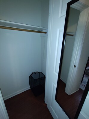 Interior - Clean Cozy Studio Apartment in West Warwick (West Warwick)