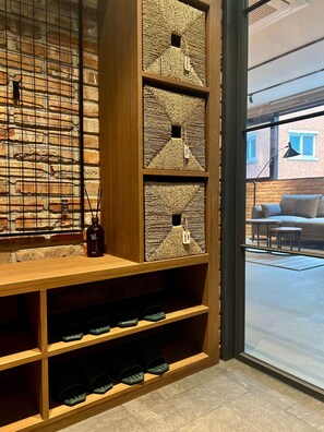 Interior - Modern Family Suite(60sqm) #Kitchen #Local Markets (Seoul)