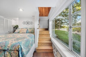 3 bedrooms, iron/ironing board, free WiFi, bed sheets - Casablanca - 3 Bdrm Family Home with Main Channel View (Gravois Mills)