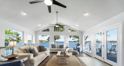 Crownview - Waterfront house with panoramic views!