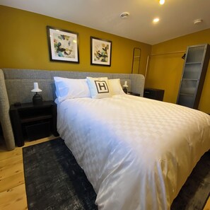 Desk, free WiFi, bed sheets