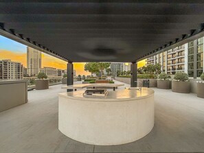Lobby - FIRST CLASS | 1BR | Creek Escape · Modern Elegance (Dubai Creek Harbour)