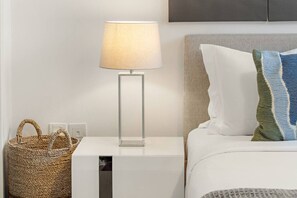 Room - FIRST CLASS | 1BR | Scenic Marina Views (Marina)