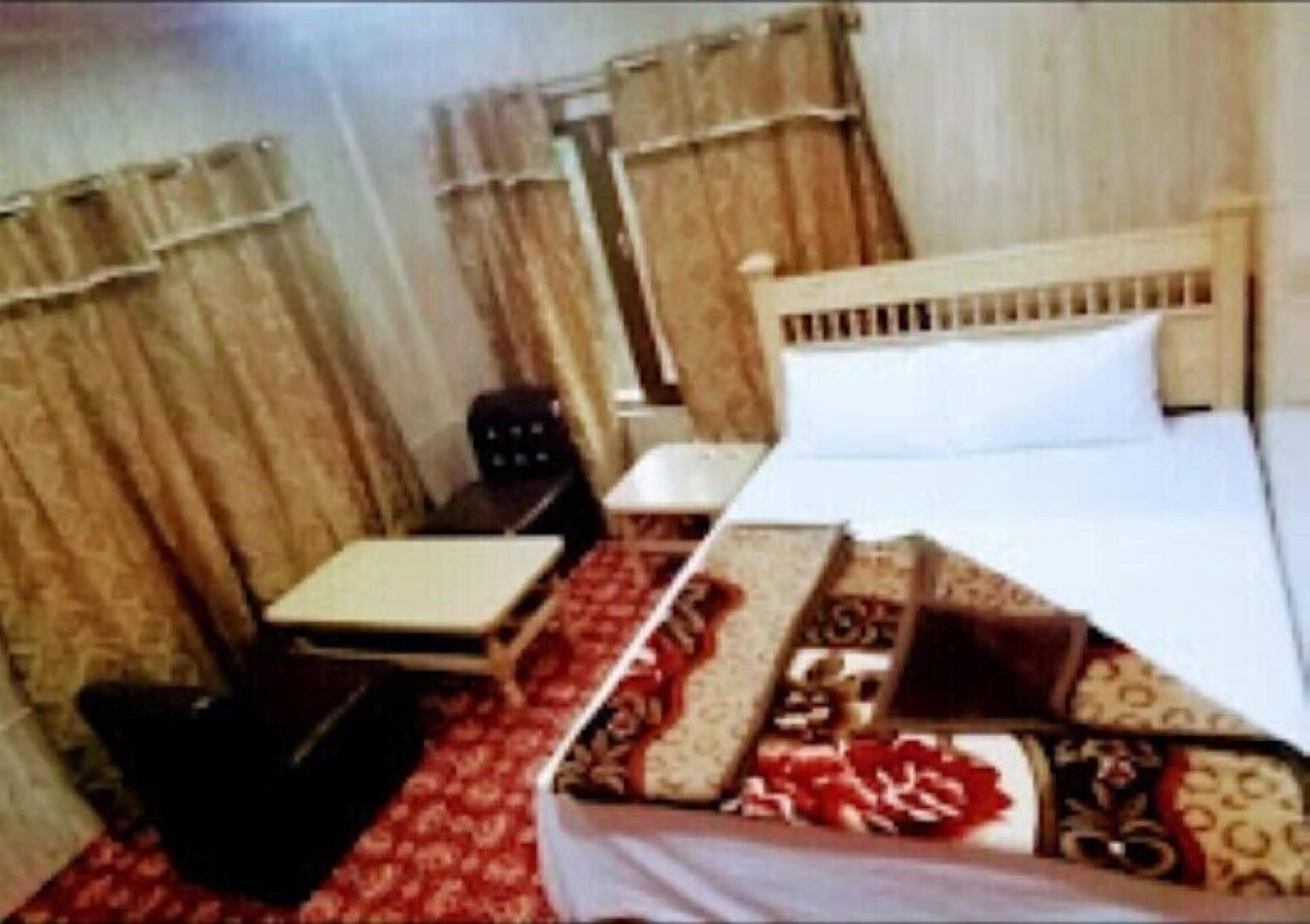 Deluxe Double Room, Mountain View | Soundproofing, iron/ironing board, free WiFi