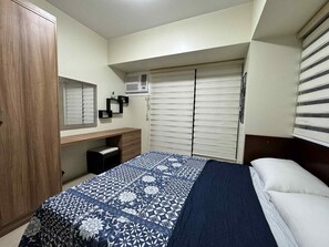 2 slaapkamers, een bureau, wifi, beddengoed