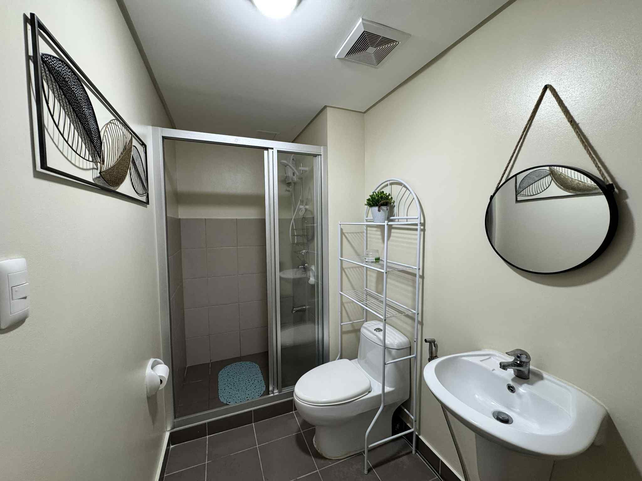 Bidet, towels, soap, toilet paper