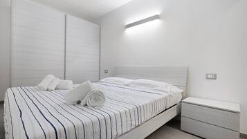 2 Schlafzimmer, Bügeleisen/Bügelbrett, WLAN, Bettwäsche