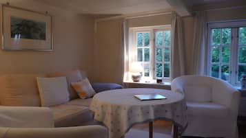 Télévision, lecteur de DVD, chaßne hi-fi