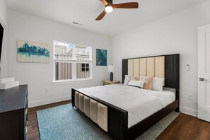 4 chambres, fer et planche à repasser, Wi-Fi, draps fournis