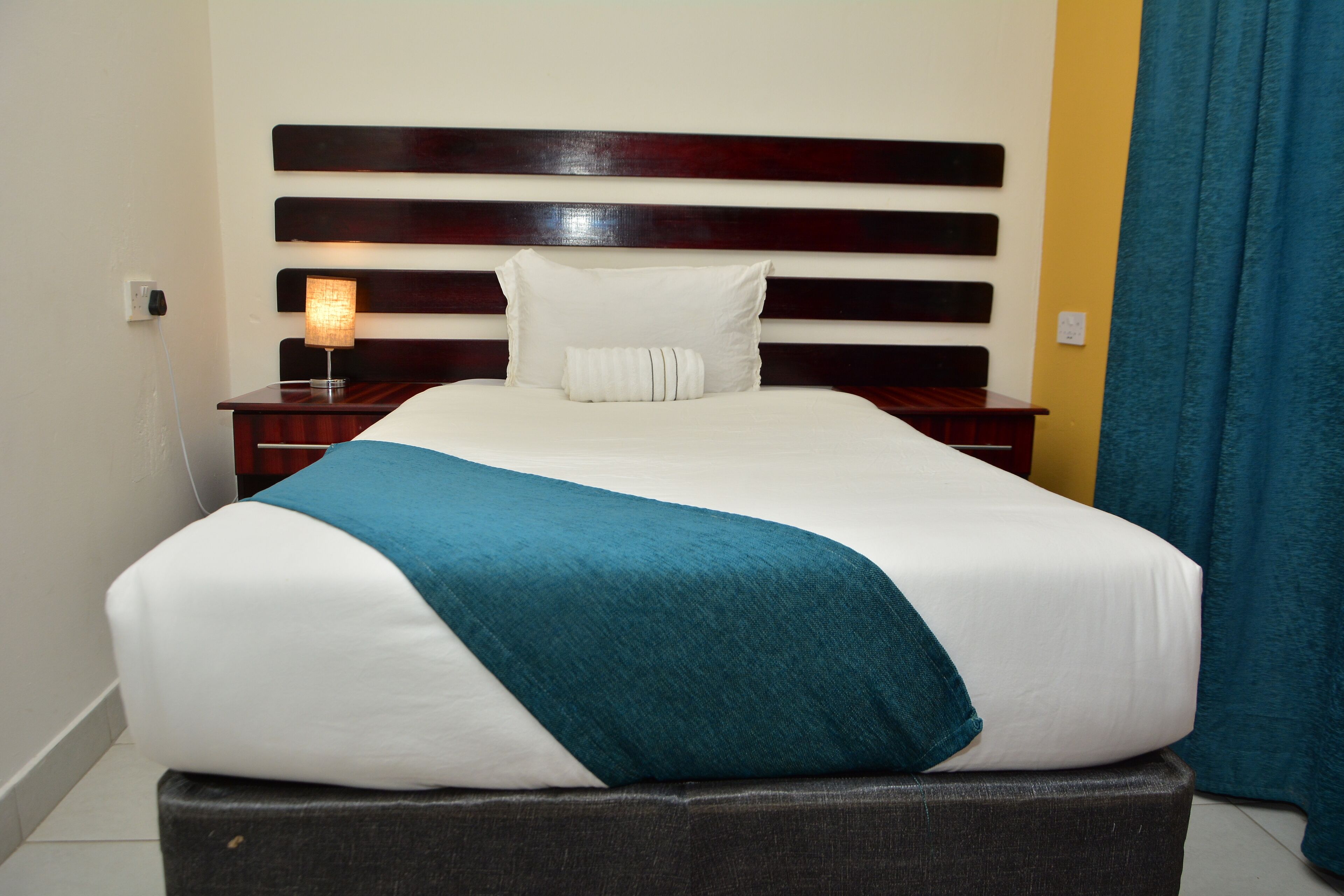 行政雙人房 | 書桌、手提電腦工作空間、免費 Wi-Fi