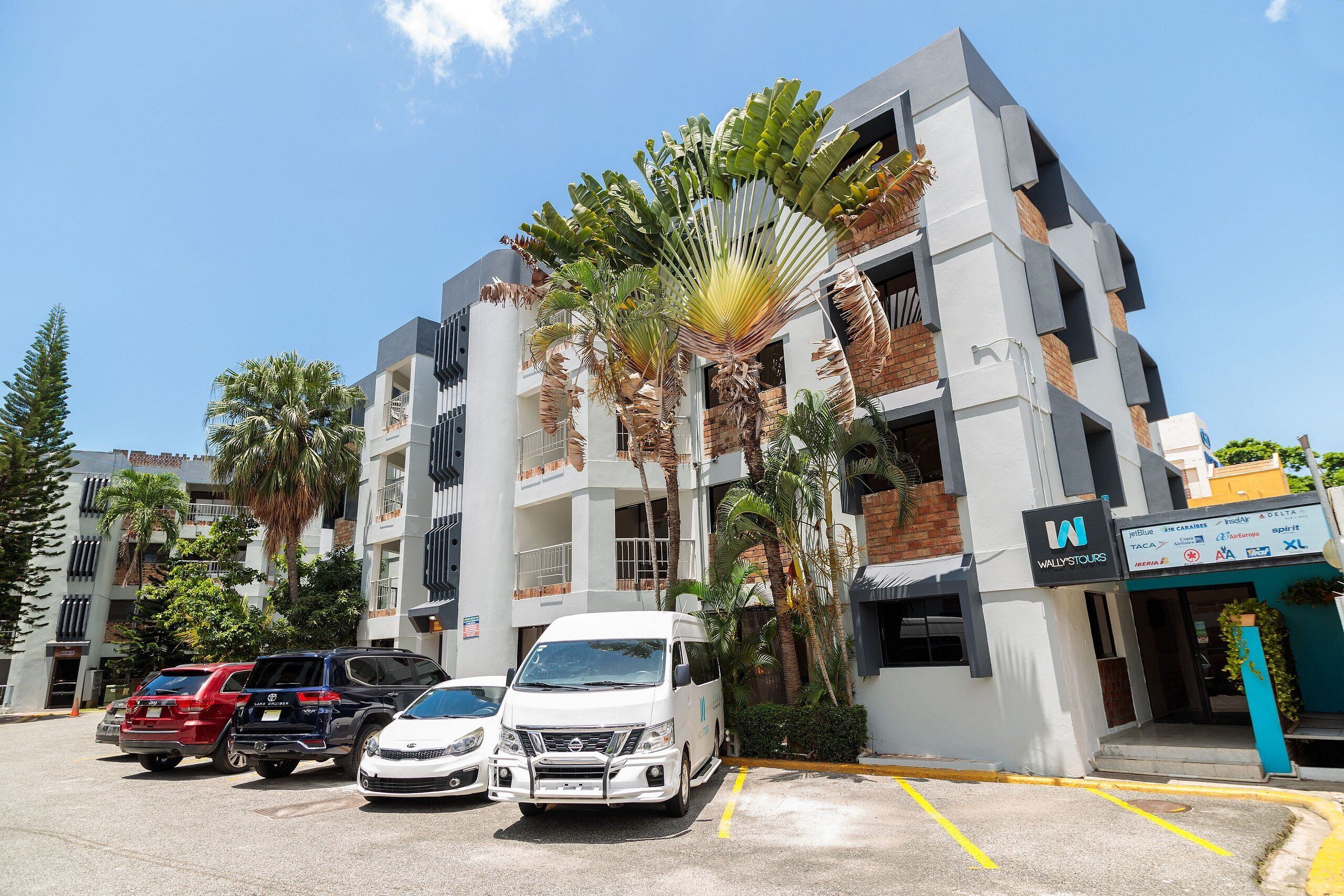 المنشأة من الخارج