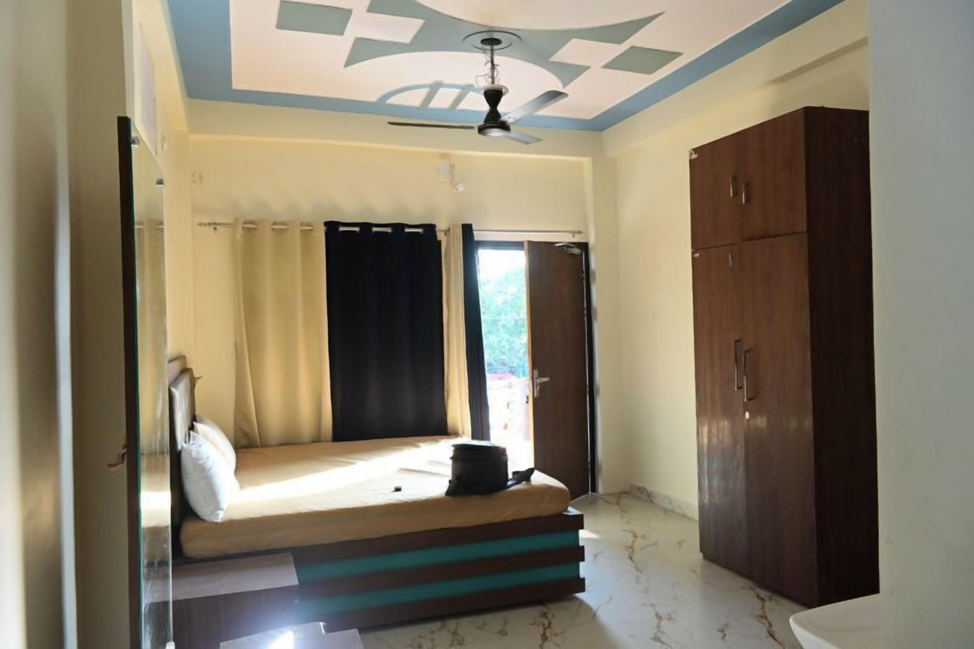 각각 다른 스타일의 인테리어, 암막 커튼, 방음 설비, 무료 WiFi