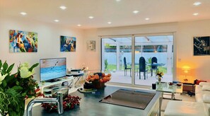 TV - Spacious house in Tarnos, near the beach (Tarnos)