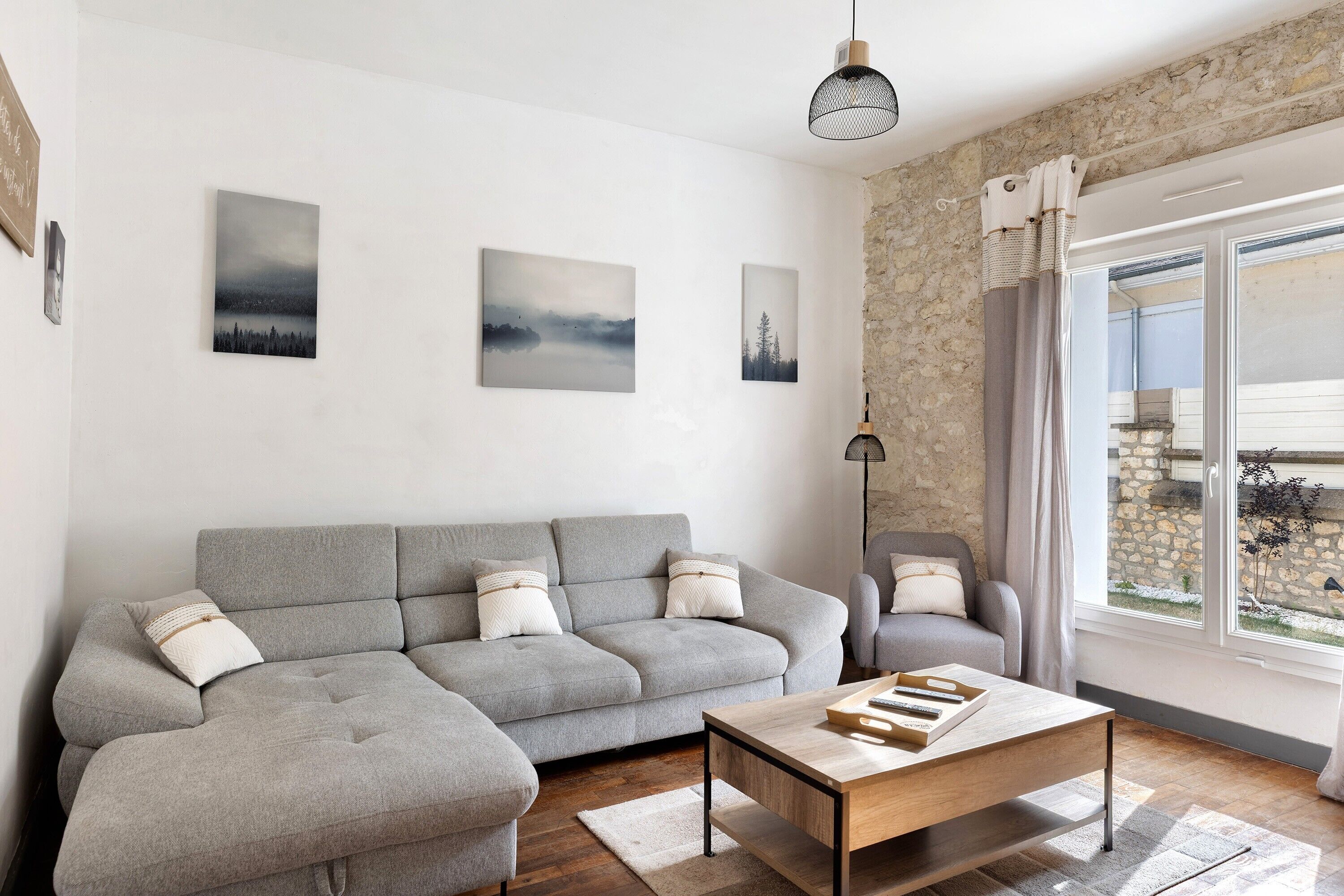 Gîte Le Rabelais Avec Piscine Privée, Terrasse Et Wi-fi à Thésée, Val De Loire - Saint Aignan