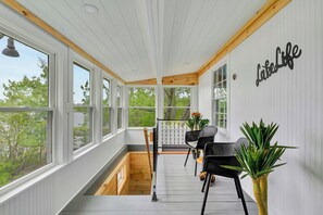 Interior - Cozy Lakehouse with Game Room (Orono)