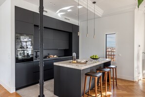 Dining - Waou Gran Via Terraces Penthouse - Short Term (Madrid)