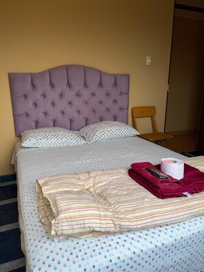 Desk, free WiFi - Hospedaje Monumental Chincha (Chincha Alta)