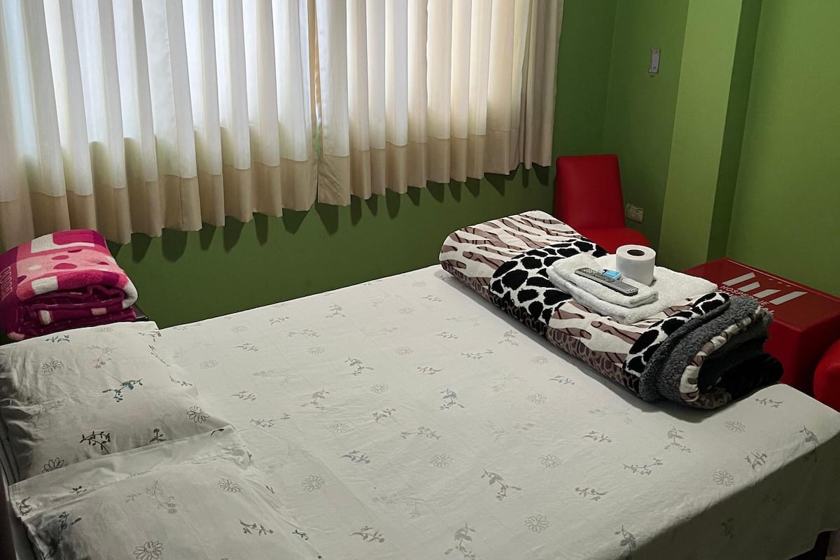 Classic Single Room | Desk, free WiFi