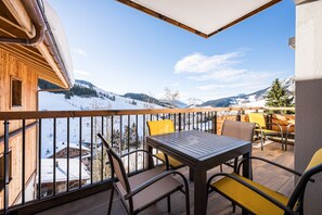 Outdoor dining - Les Chalets de L'Aiguille B101 (Le Grand Bornand)