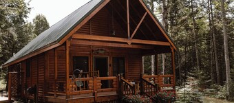 Black Lake Cabin Retreat 