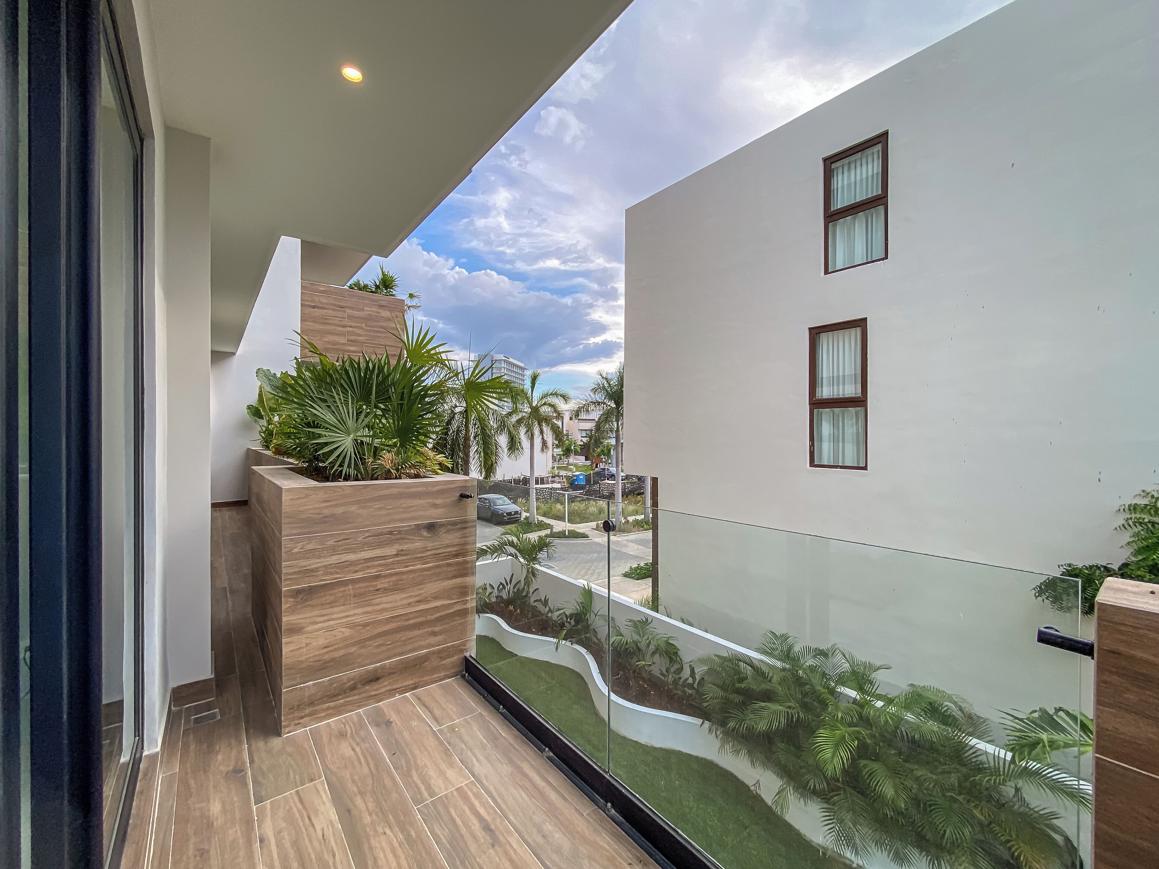 Deluxe Apartment, 3 Bedrooms, Kitchen | Balcony