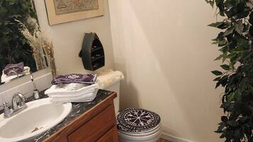 Towels, soap, toilet paper