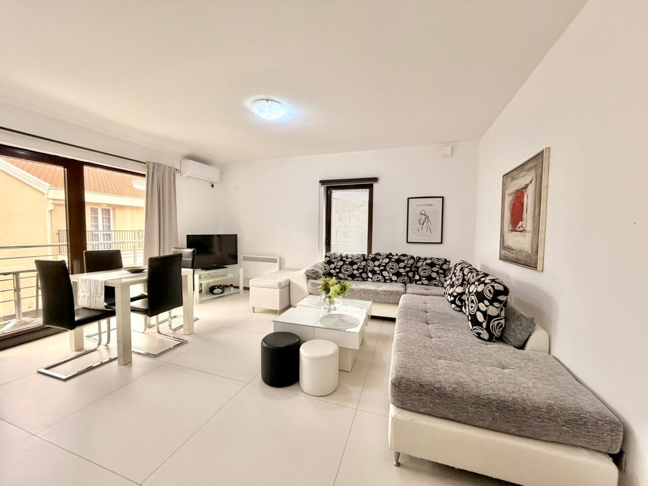 Luksushuoneisto, parveke | Oleskelualue