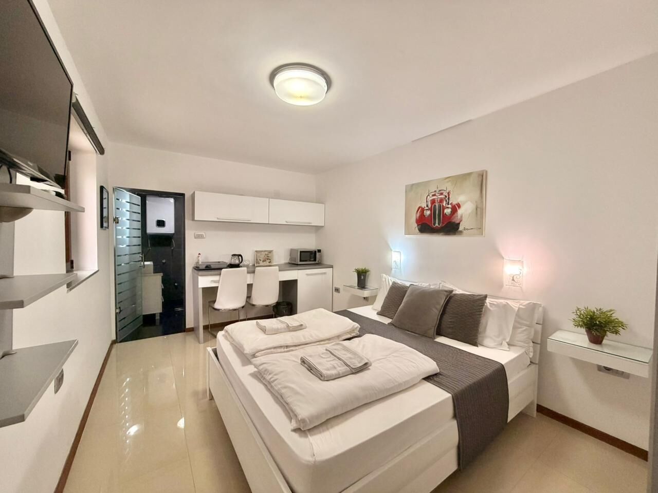 Classic-studio, parveke | Työpöytä, kannettavalle tietokoneelle sopiva työtila, ilmainen Wi-Fi