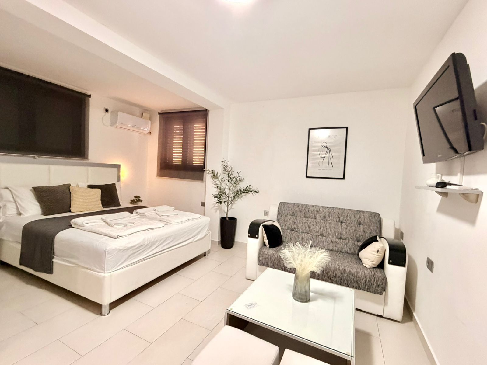 Perusstudio, parveke | Työpöytä, kannettavalle tietokoneelle sopiva työtila, ilmainen Wi-Fi