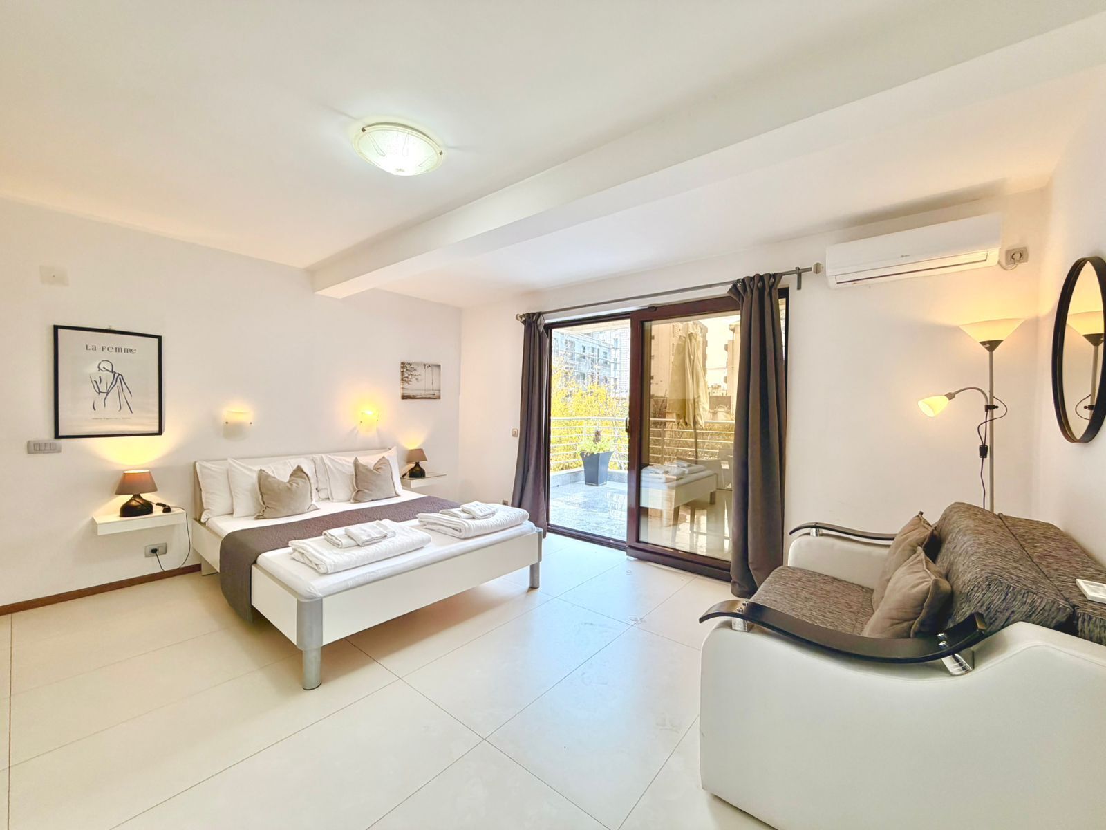 Estúdio luxo, sacada | Escrivaninha, espaço de trabalho para notebook, Wi-Fi de cortesia