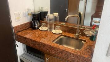 Iron/ironing board, free WiFi