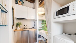 冷蔵庫、電子レンジ、食器洗い機、トースター