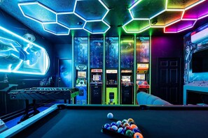 Games room - Solara 9BR Luxury + Game Room & Pool (Kissimmee)
