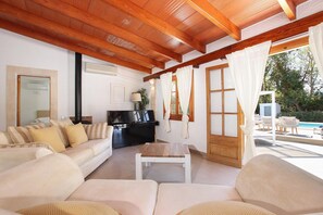 DVD player, table football - Finca Alegro | Pollensa | Peaceful countryside retreat with private pool (Pollensa)