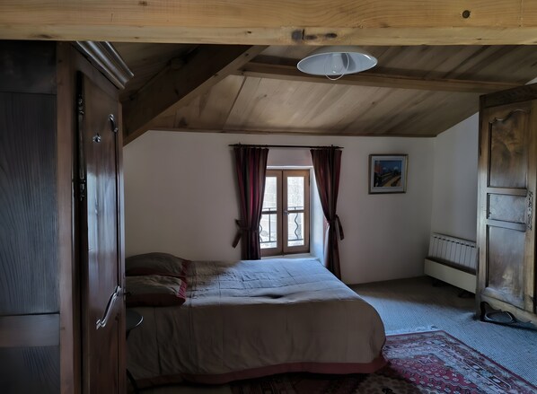 1 chambre, Wi-Fi, draps fournis