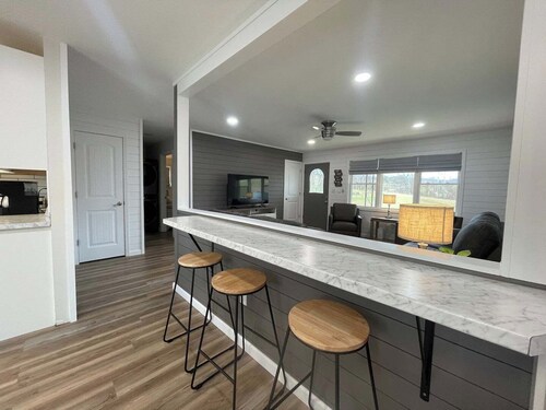 Rose Hill Farm in Amish Community near vet school