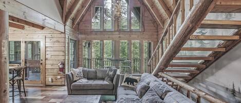 Fernseher, Kamin, Arbeitsbereiche