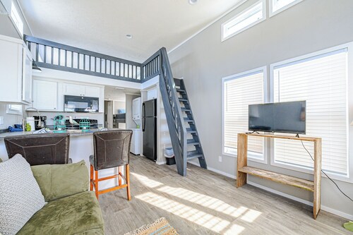 THE KEYS OF POC Unit # 5 one bed w/loft and bunk beds