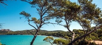 STUDIO CABIN WATERFRONT RESIDENCE, SEA VIEW SWIMMING POOL BEACH TENNIS PARKING LOT